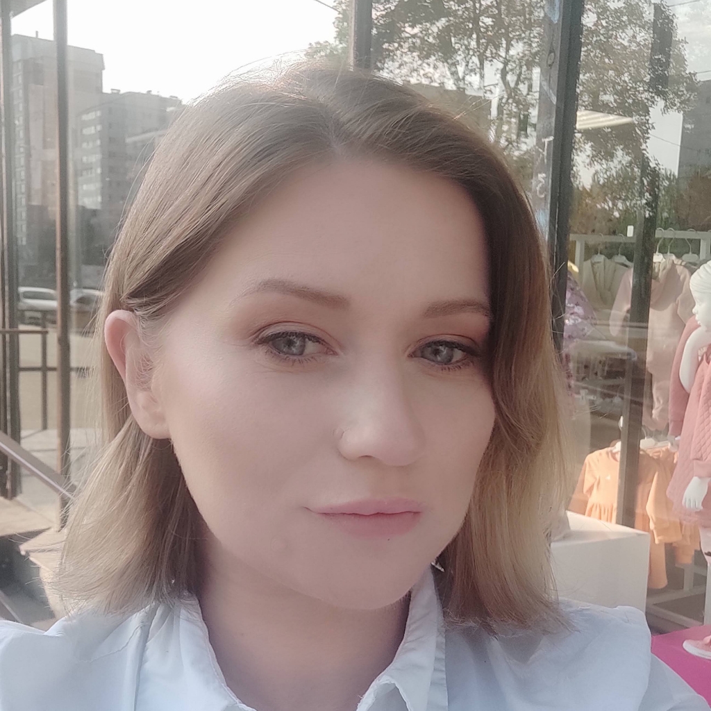 Юлия Лаврова