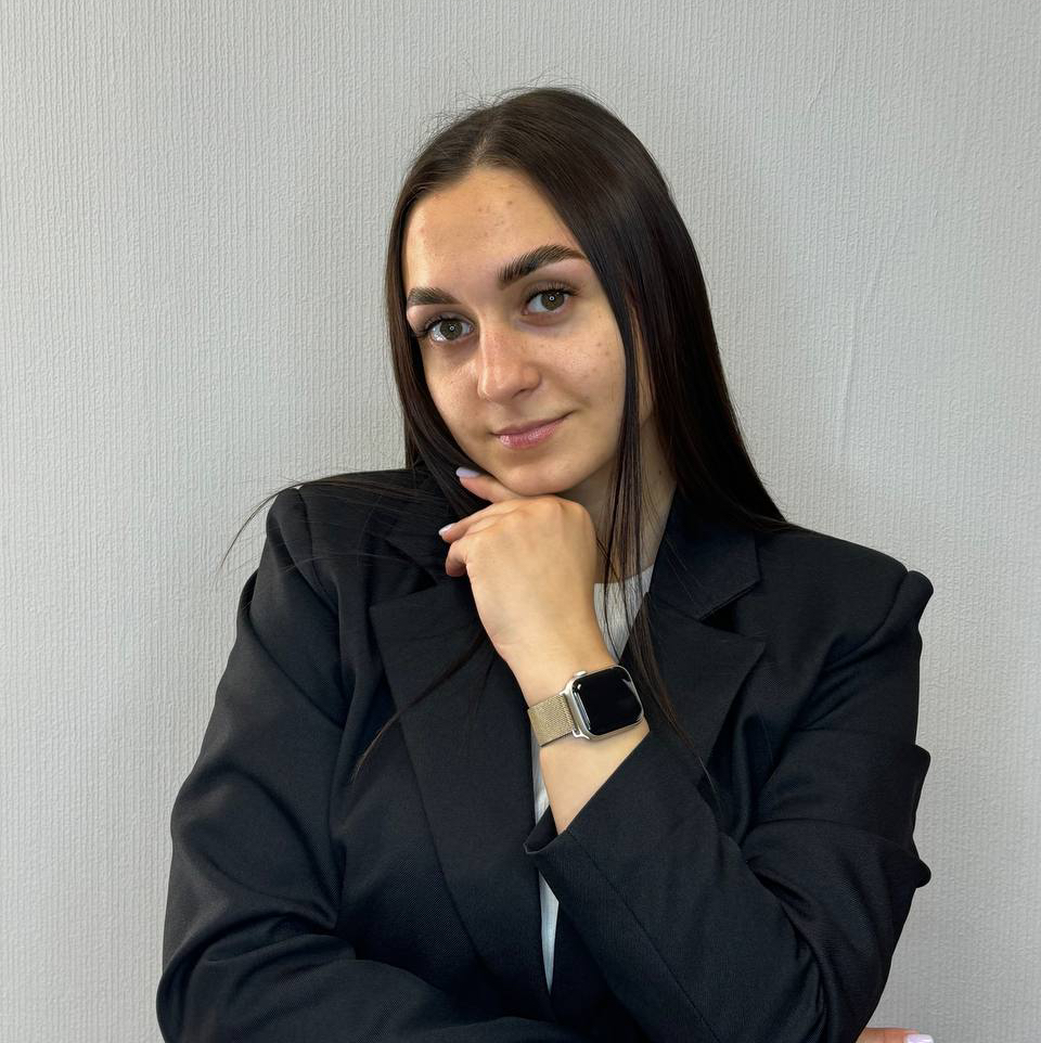 Ксения Хомутова