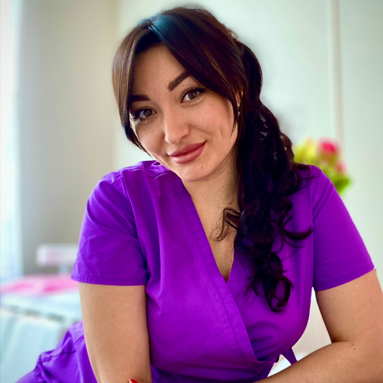 НАСЫРОВА  ДИНАРА