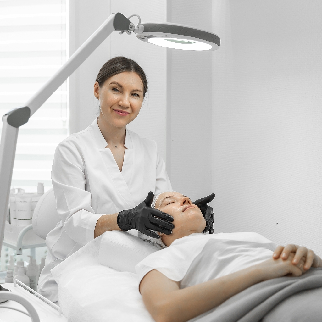 Косметолог