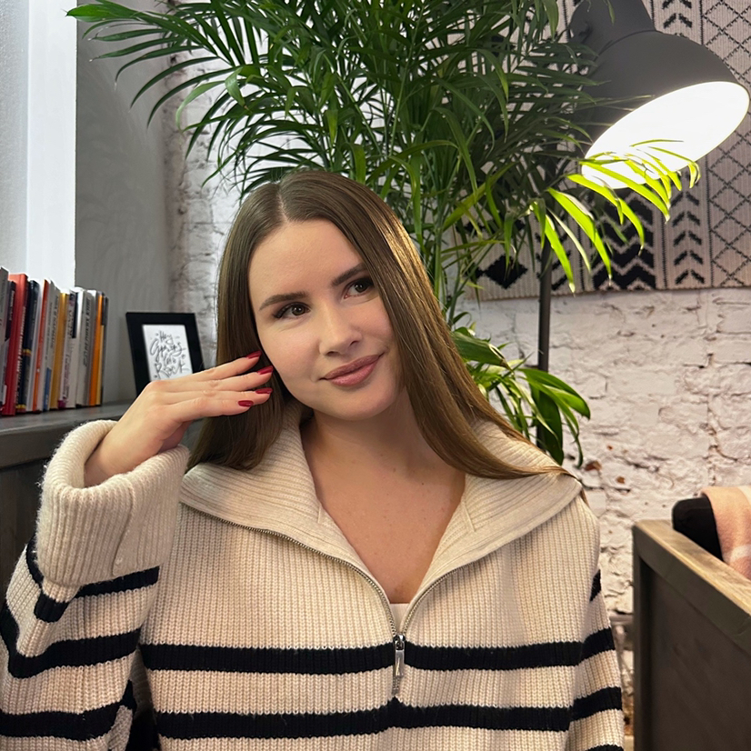 Анастасия Слепцова