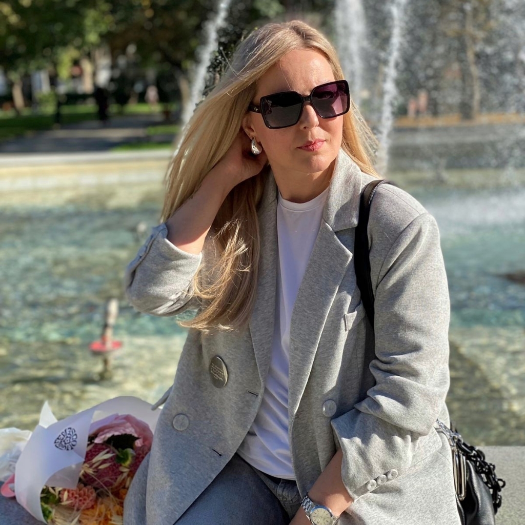 Александра