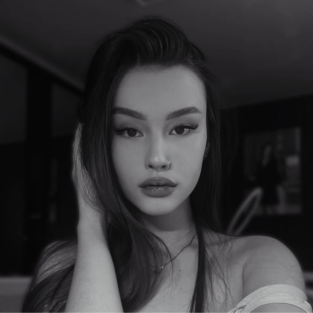 Алина