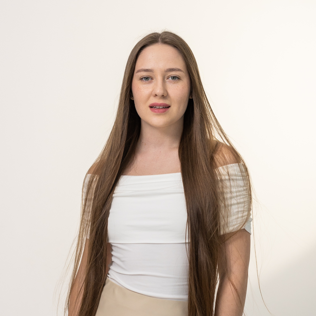 КРЮЧКОВА АЛЕНА