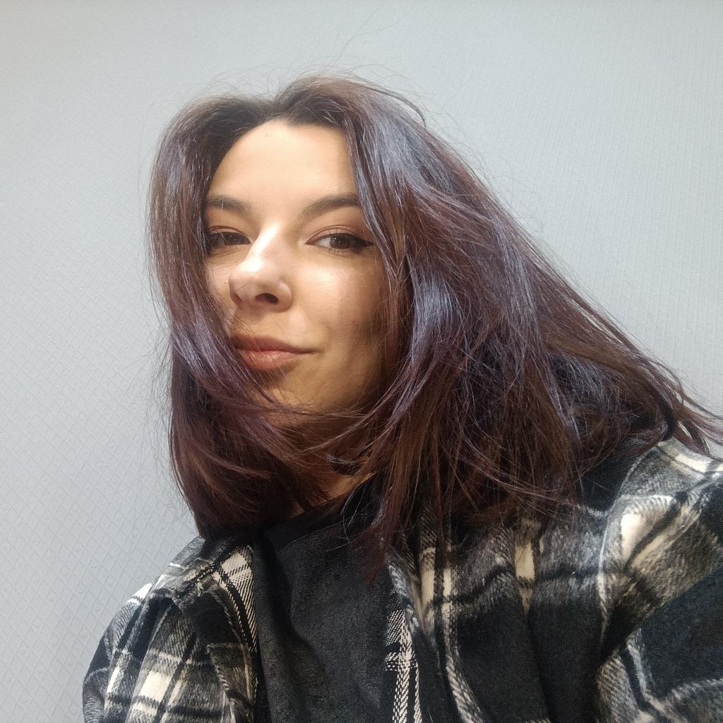 Юлия Карлова
