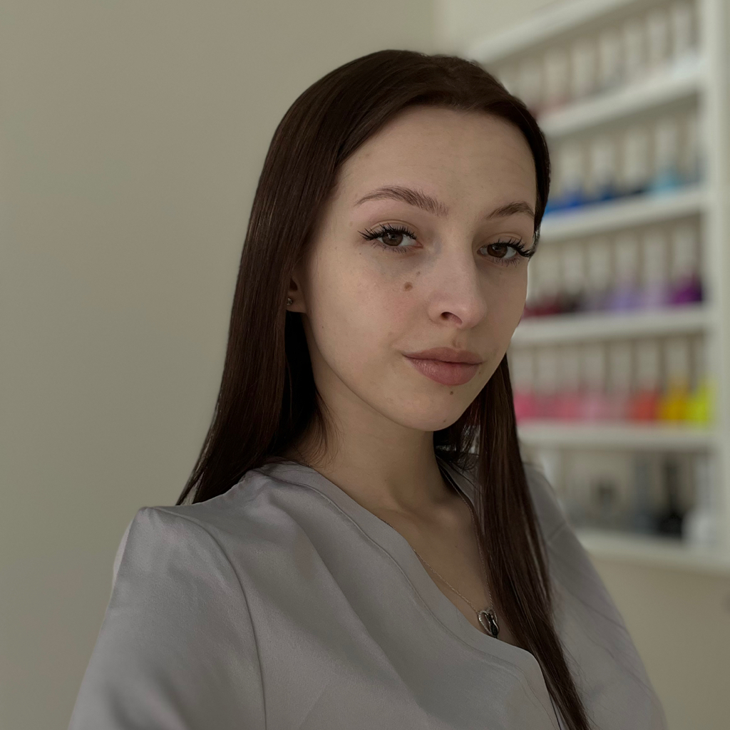 Okulova Nails