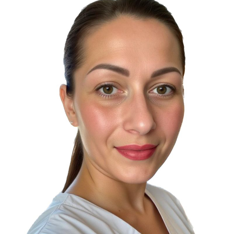 Лейла Яковлева