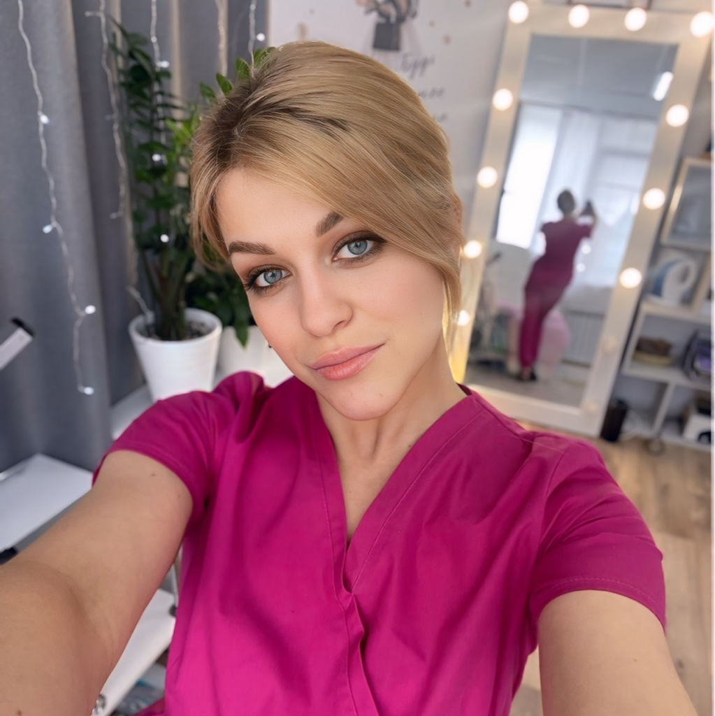Гвоздикова Елена
