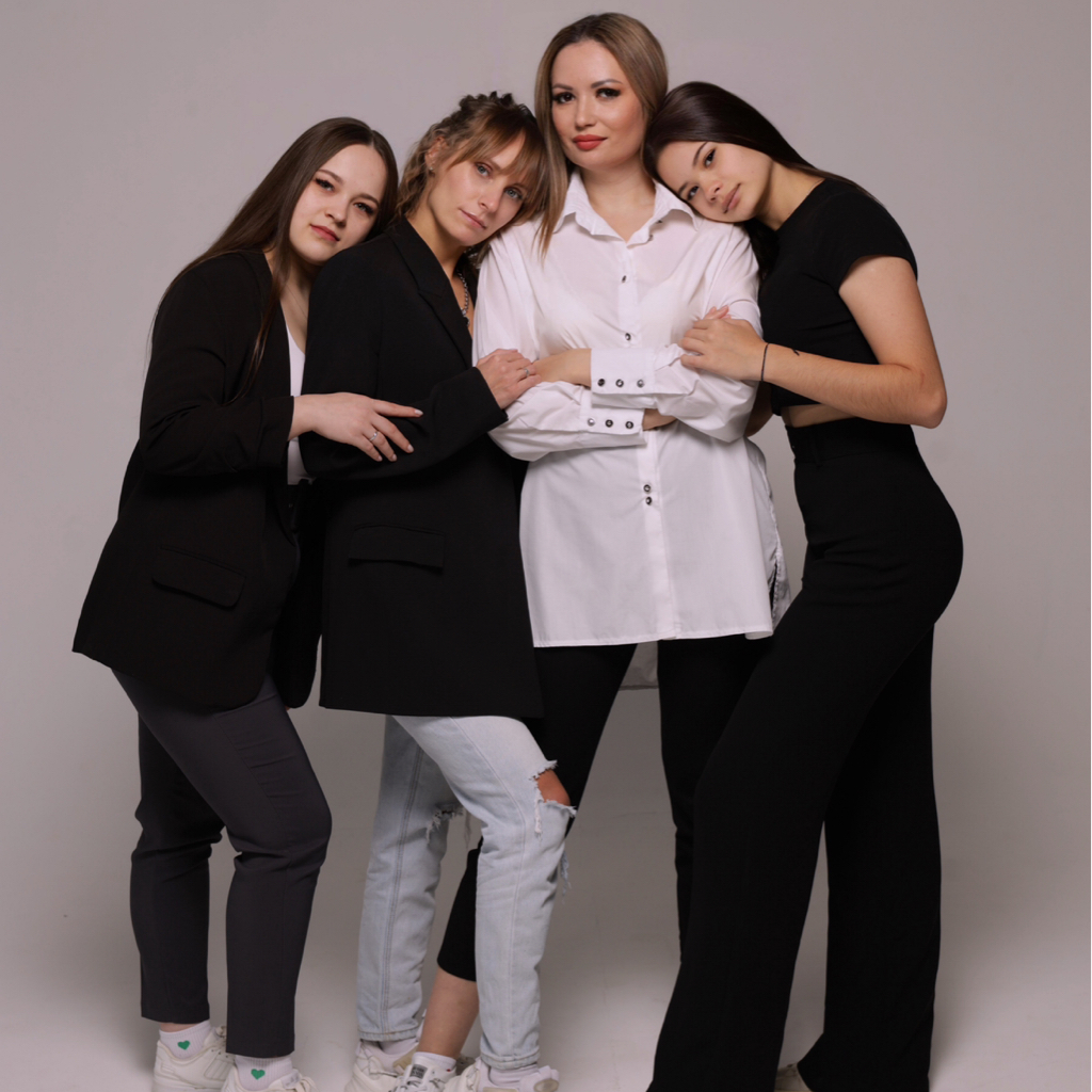 Nail studio & school Julia Soms