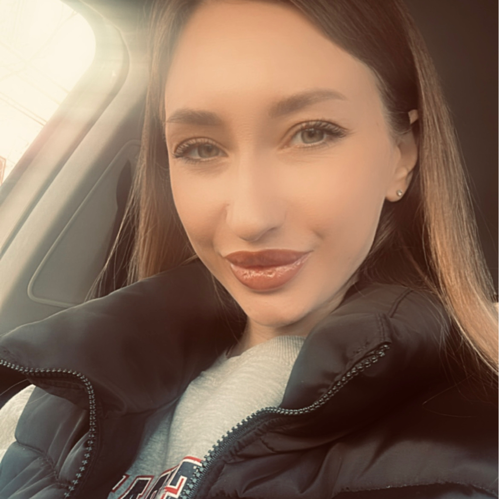 Александра