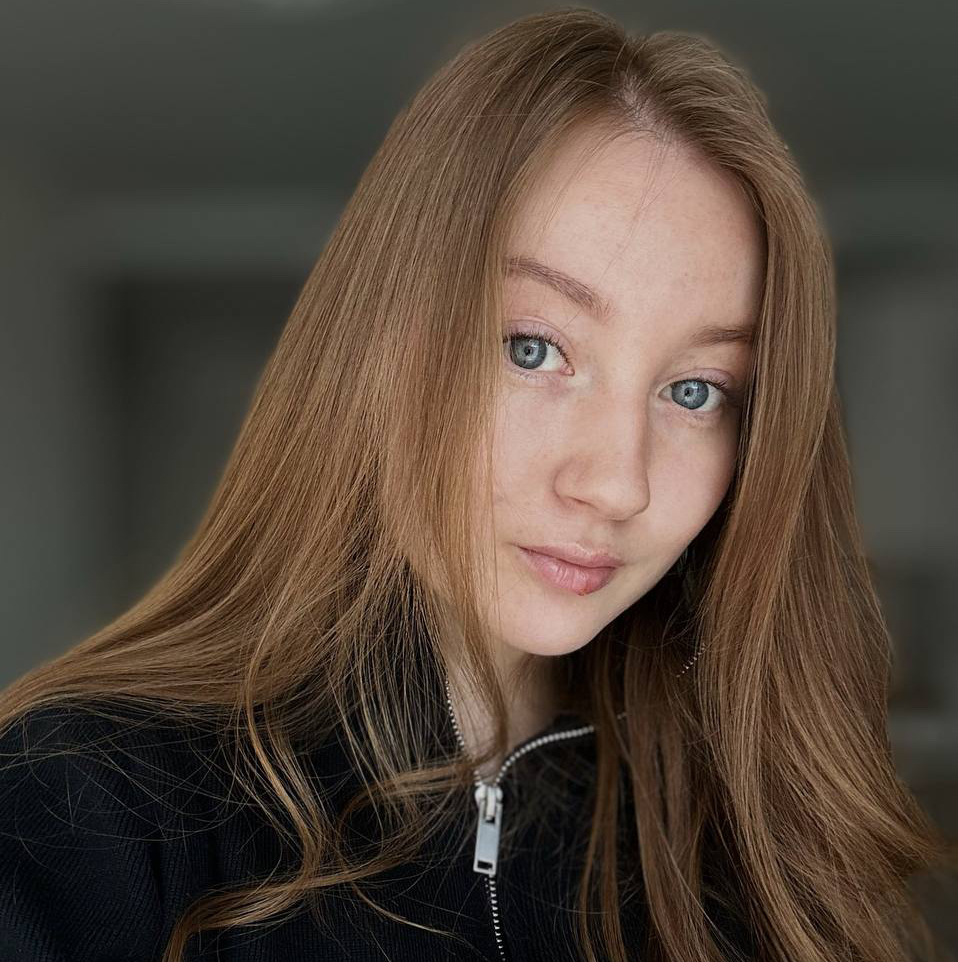 Аня