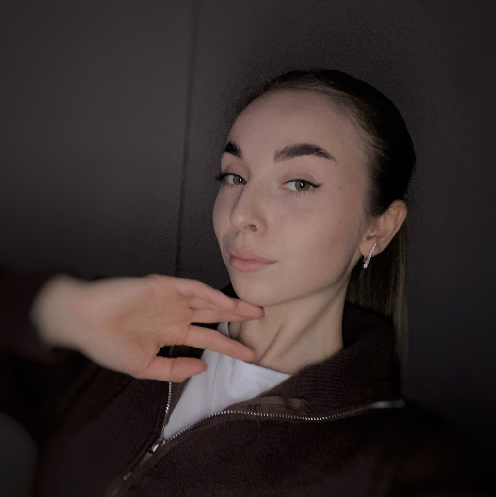 Яна