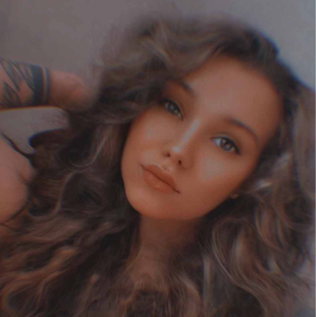 Алёна