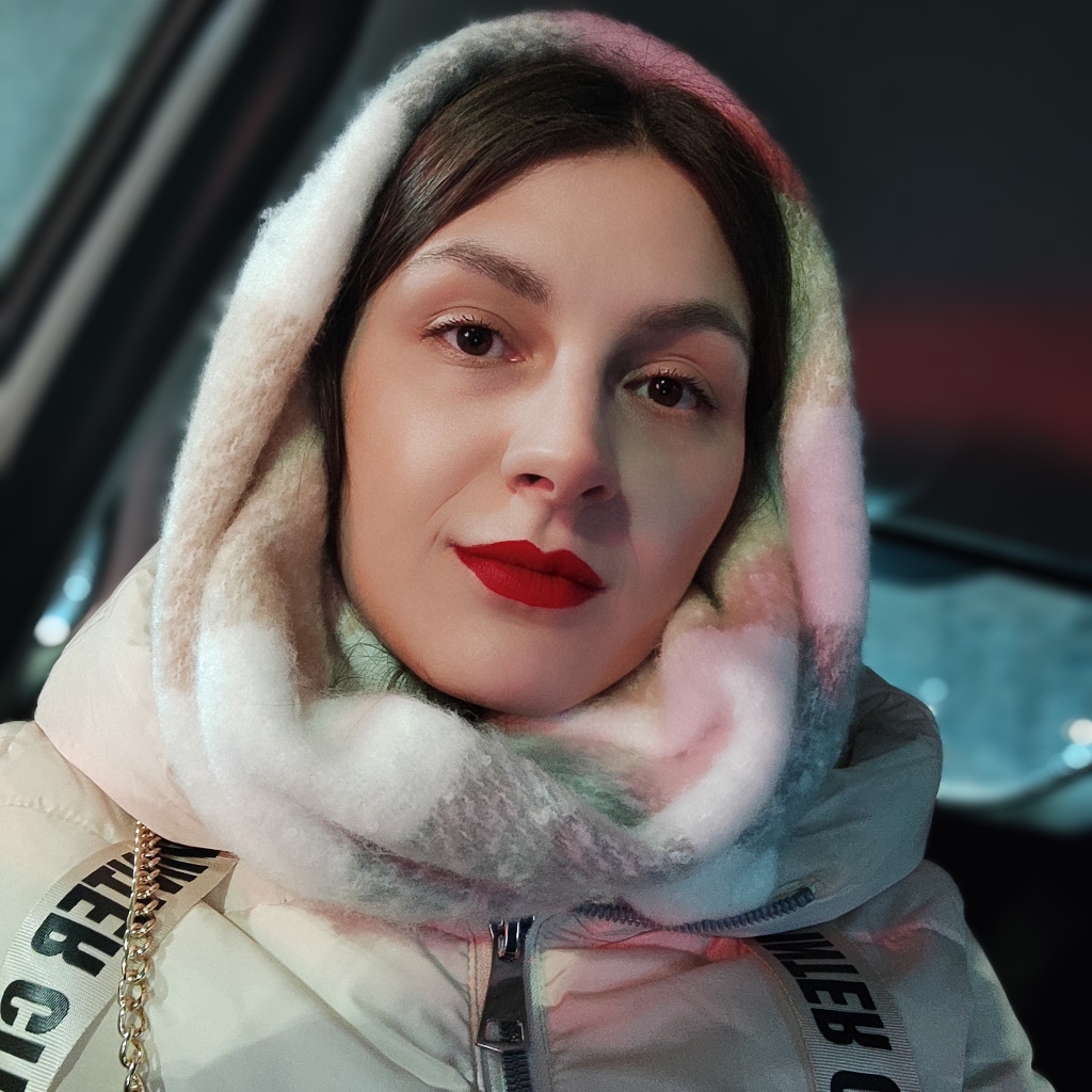 Яна