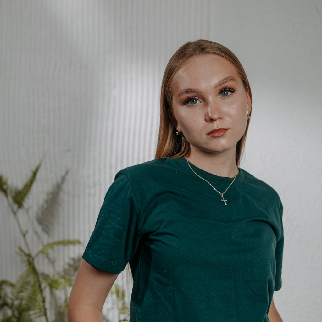 Настя
