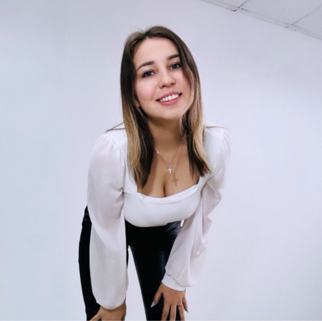 Anna E