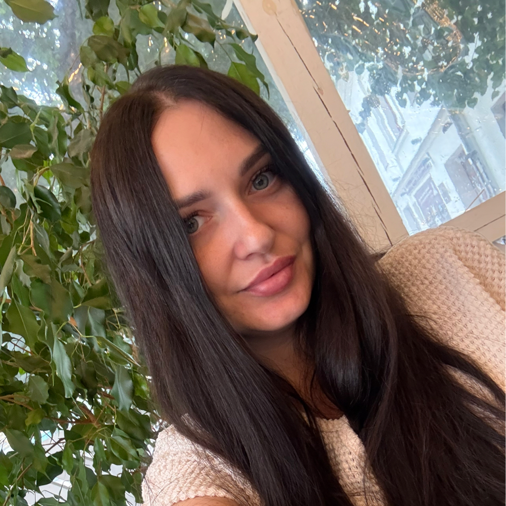 Анна Бурова