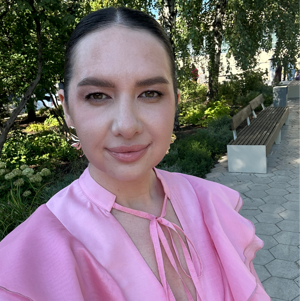Сазонова Юлия
