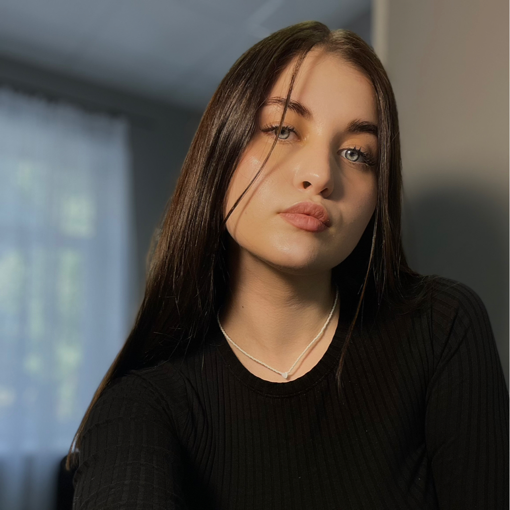 Александра Волкова