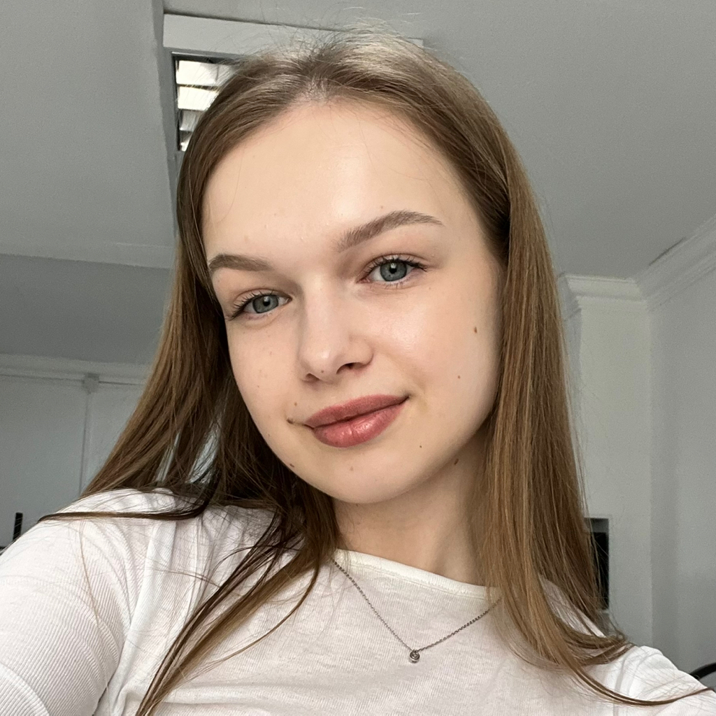 Полина Кот