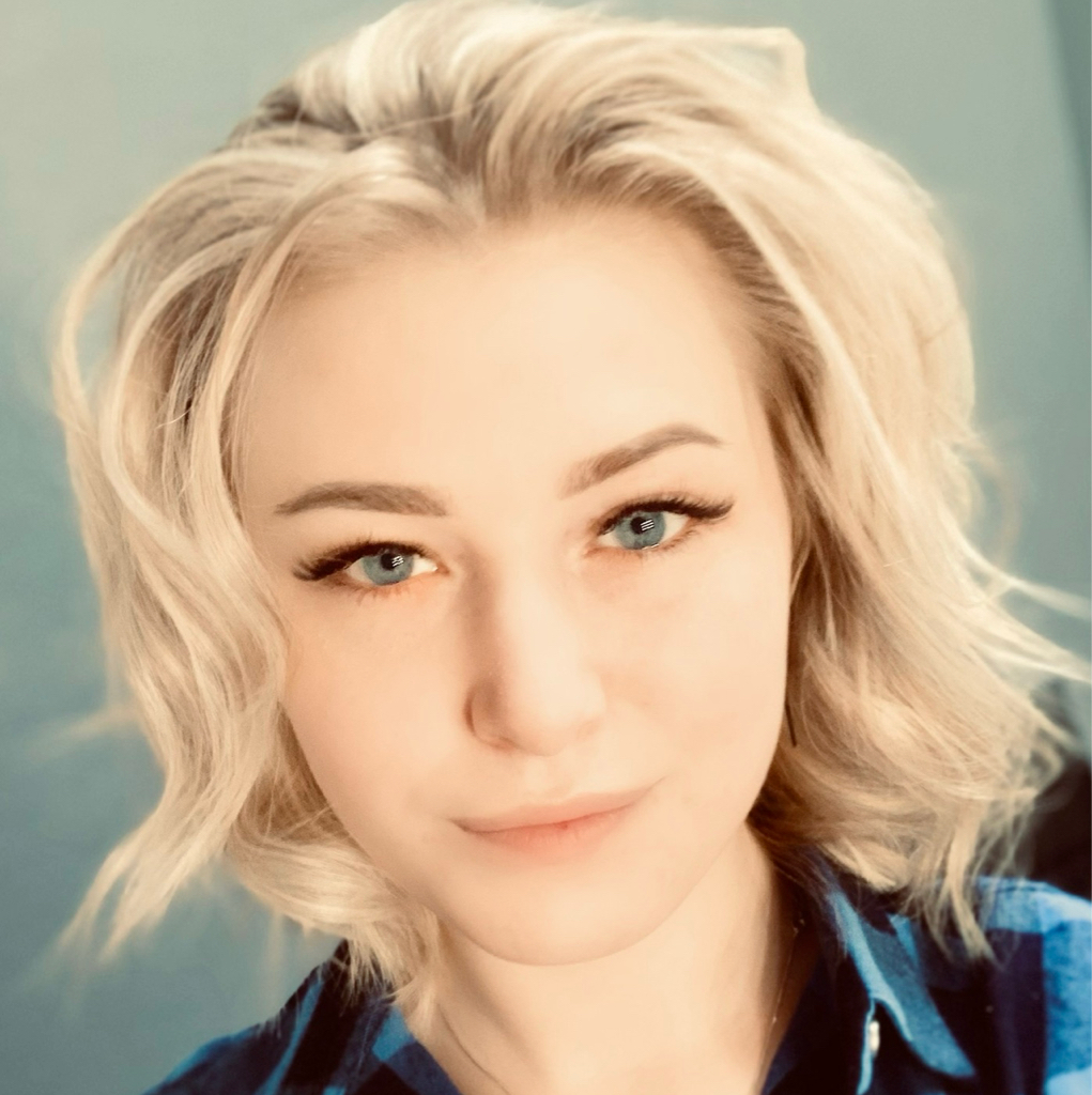 Тихонова Юля