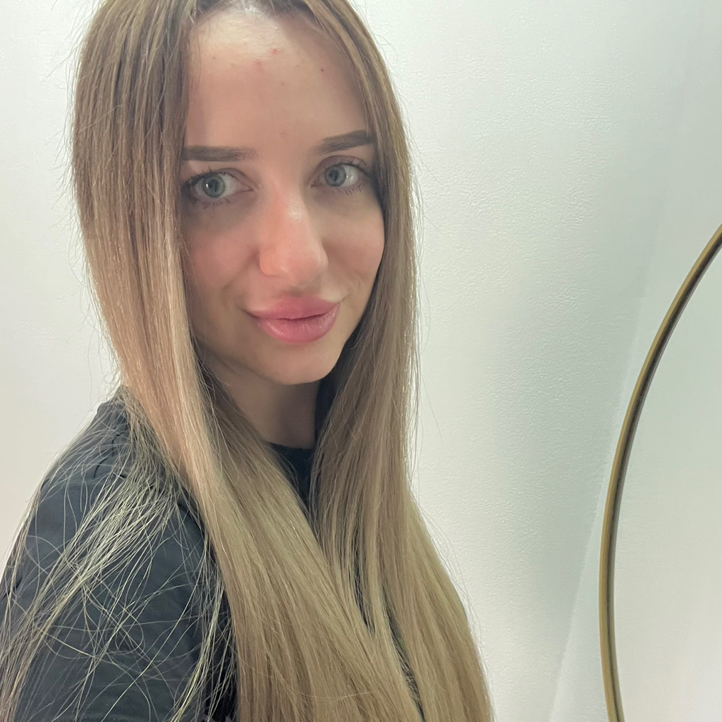 Карина Прилуцкая