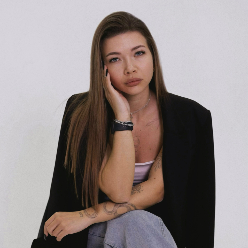 Алена Катаева