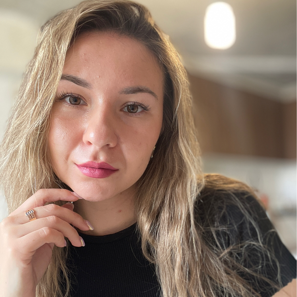 Анна Шилохвостова