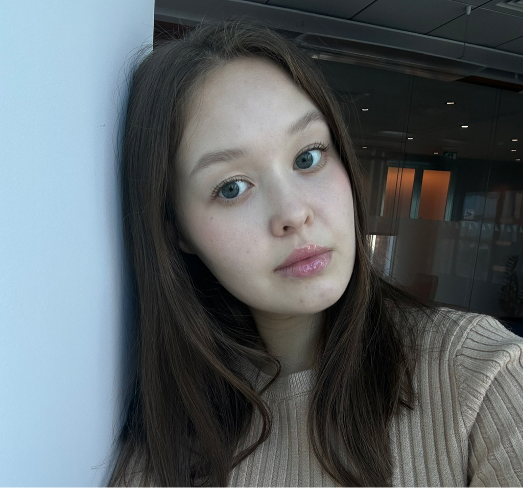 Смолякова Алина