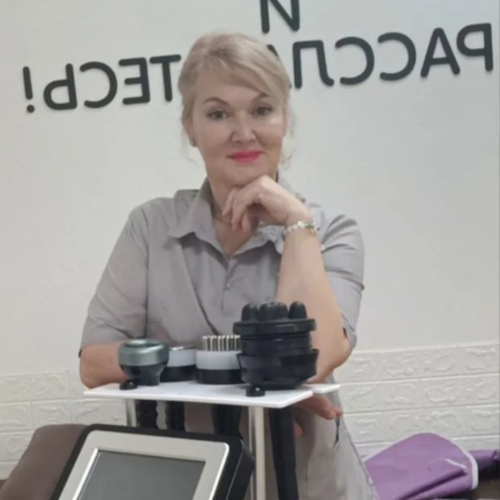 Елена Зверева