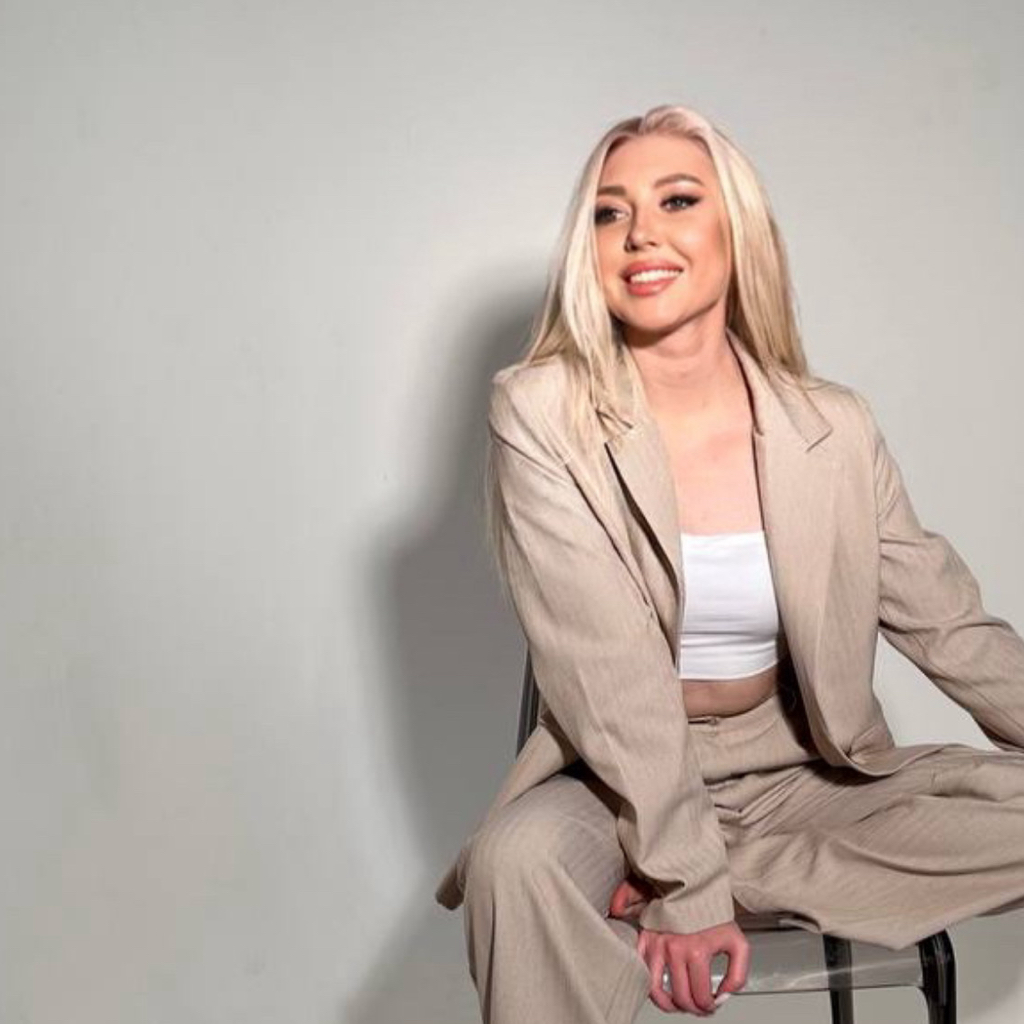 Юлия Степанова