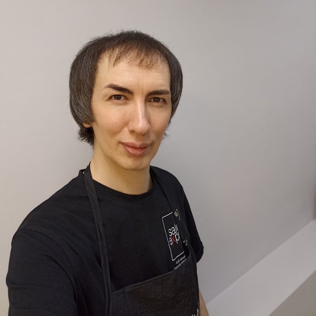 Максим