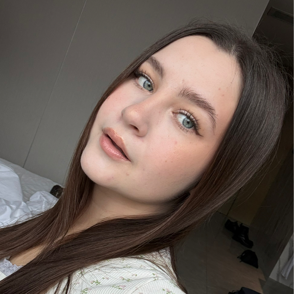 Aleksandrova_brows