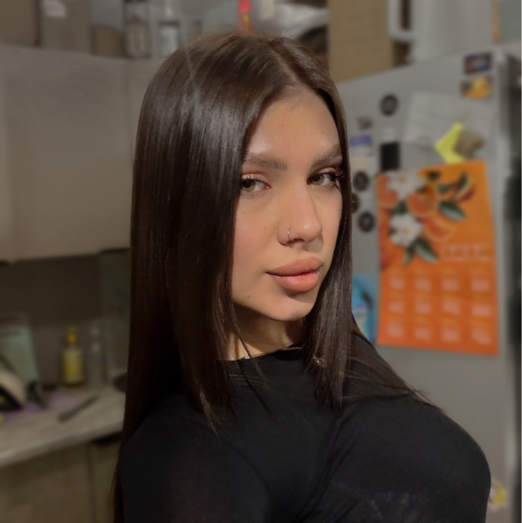 Алина