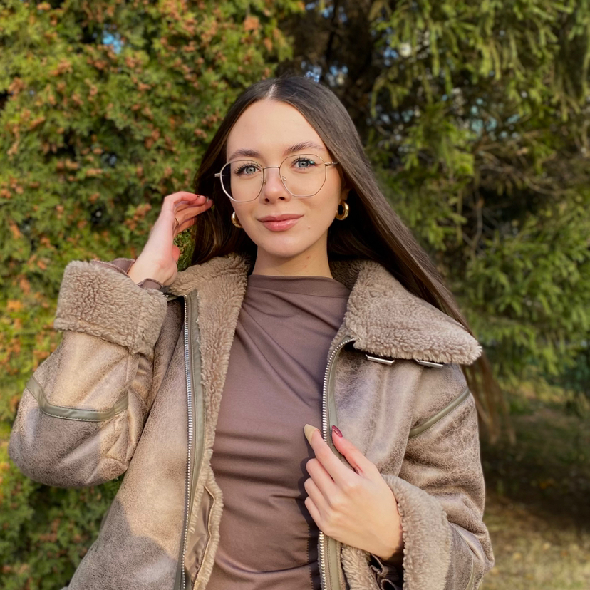 Яна Генрих