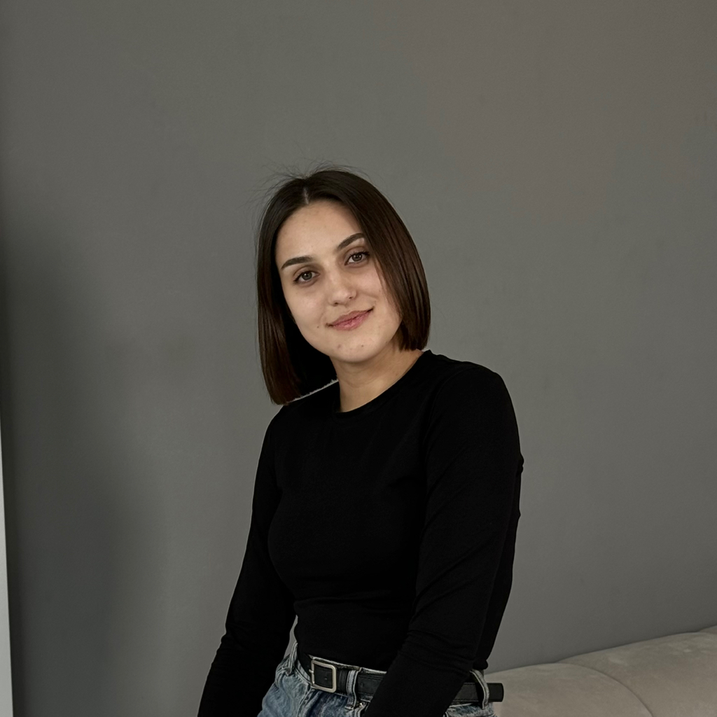 Алина