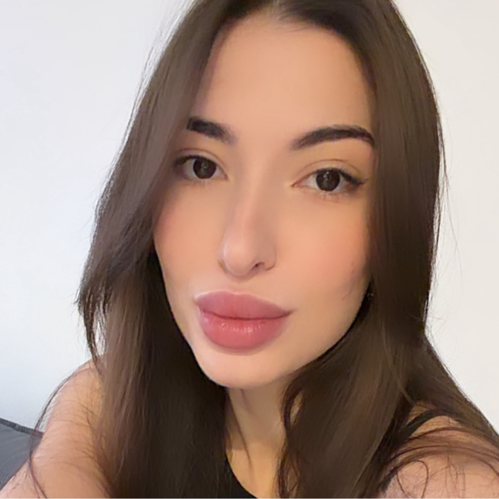 Diana. Lashes