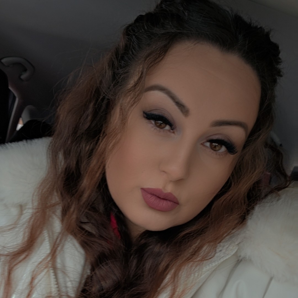 Алёна Касаткина