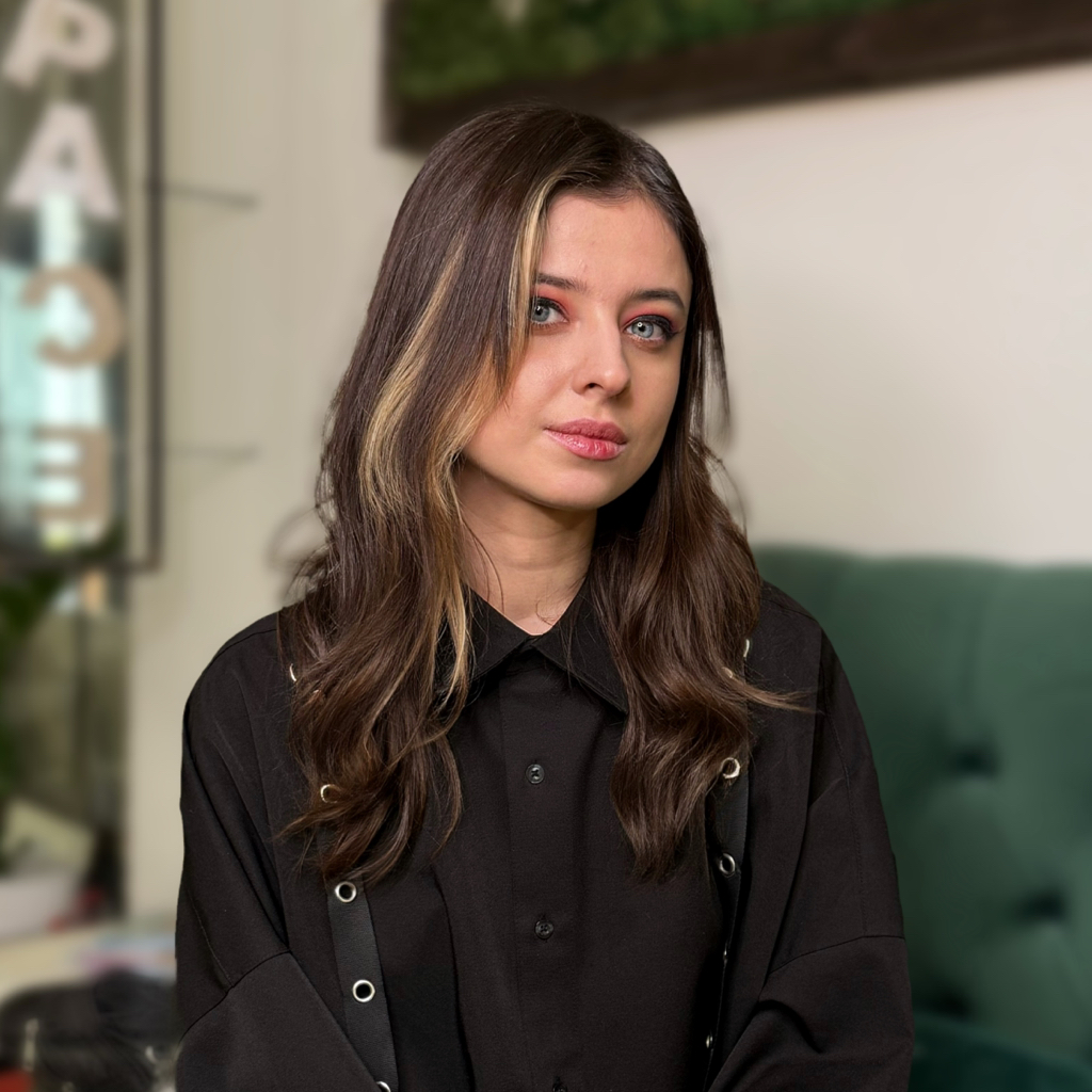 Мухина Алена