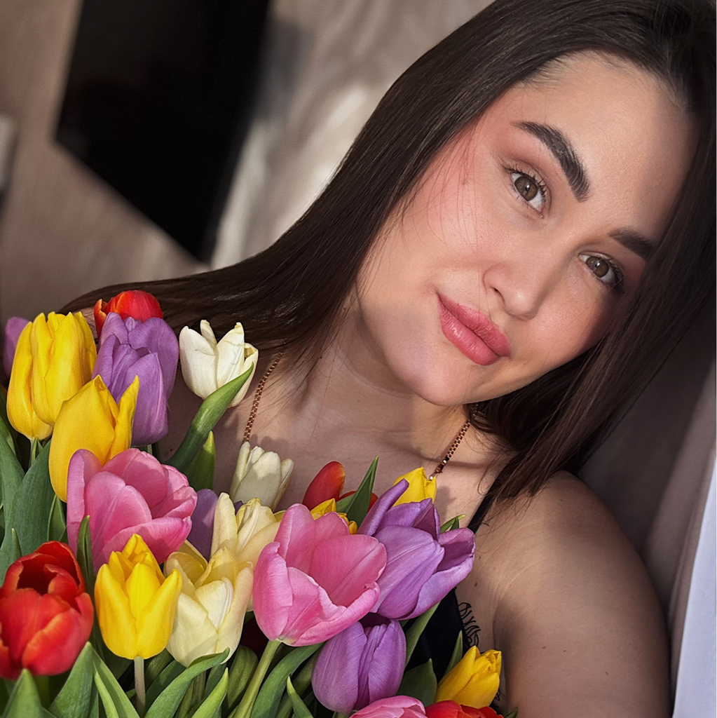 Алина
