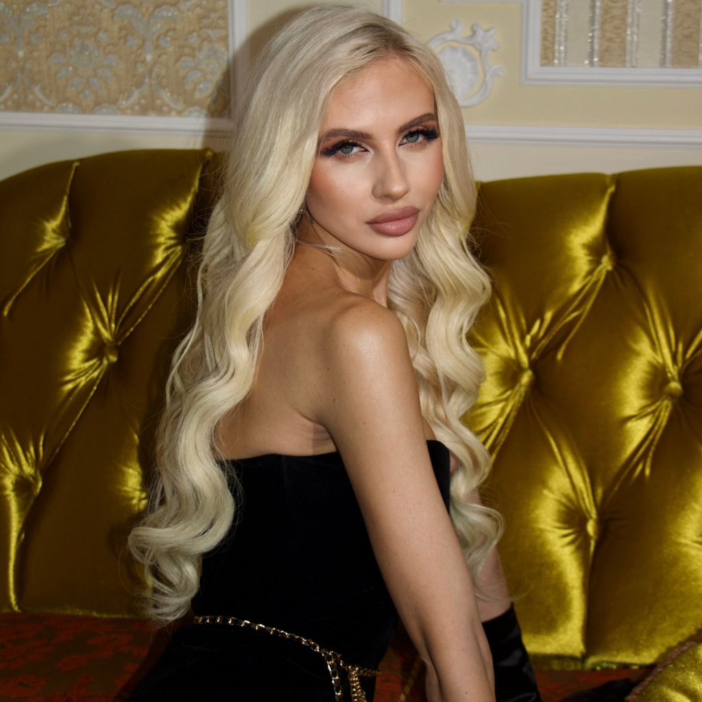 Алина