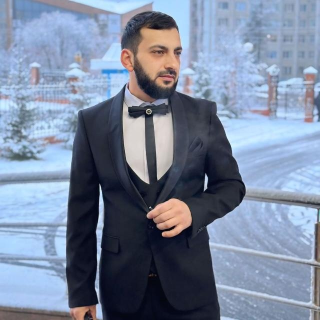 Махир Азизов