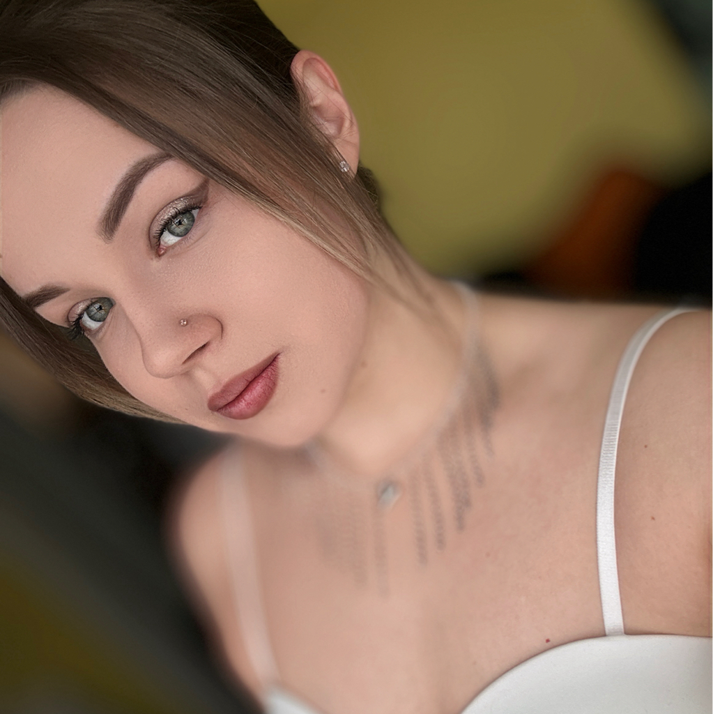 Алёна