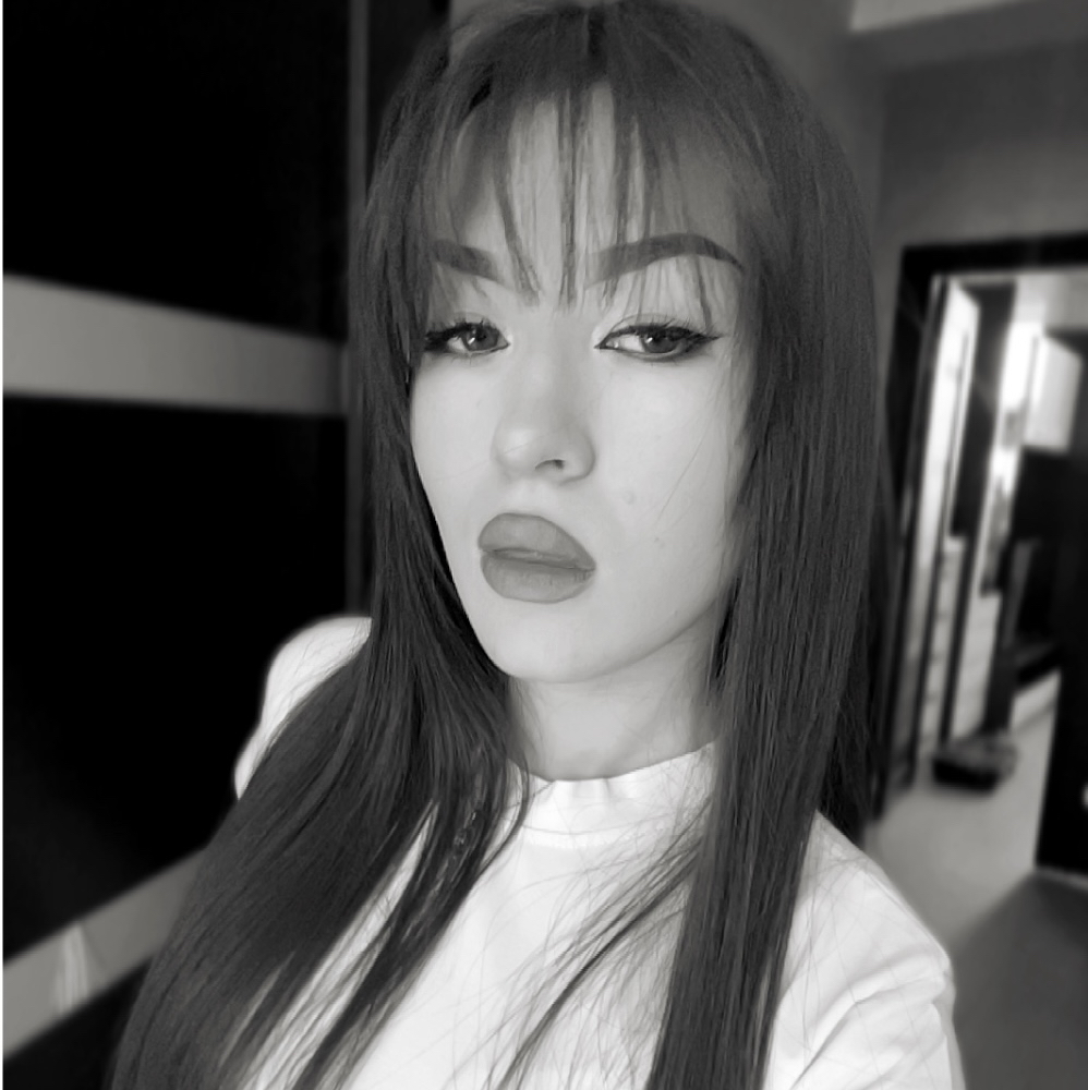 Елена Комарова