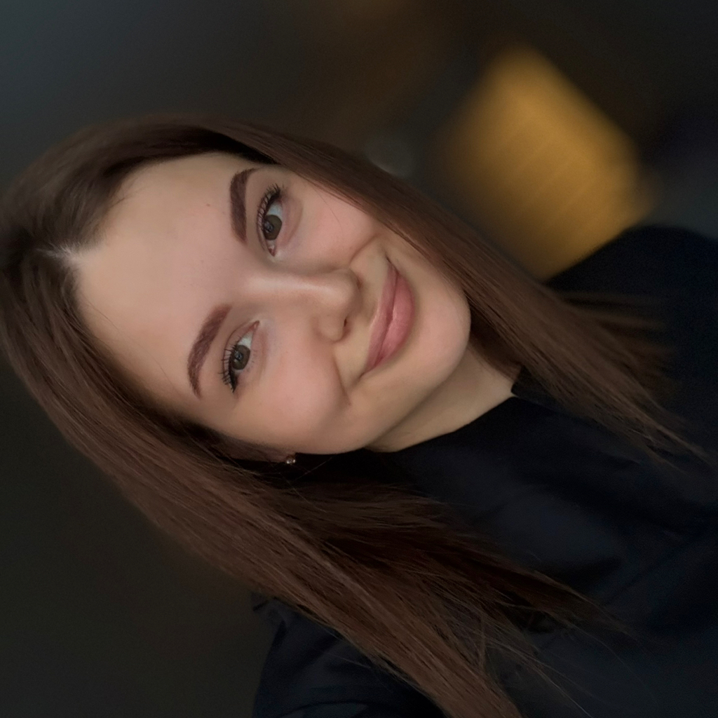 Алина