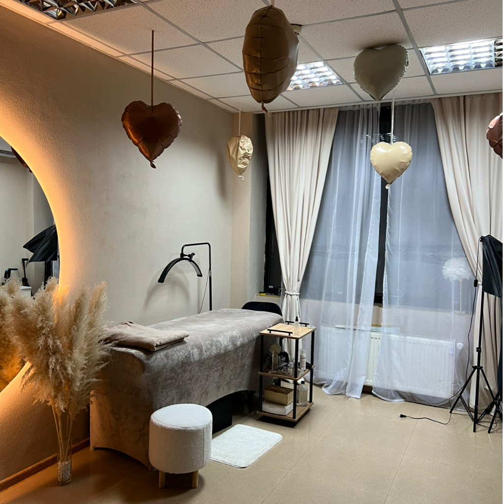 Li.lashes studio