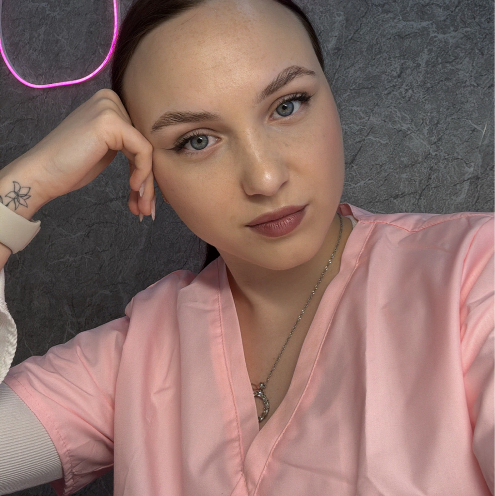 Полина