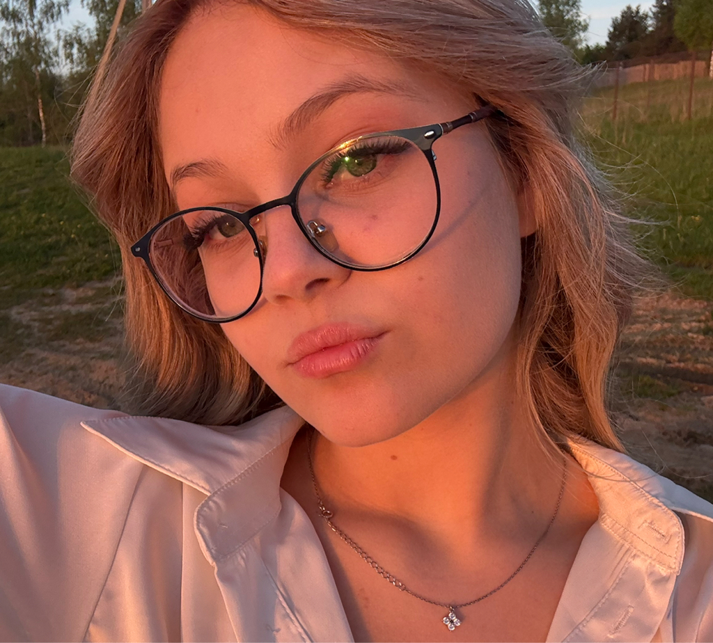 Яна