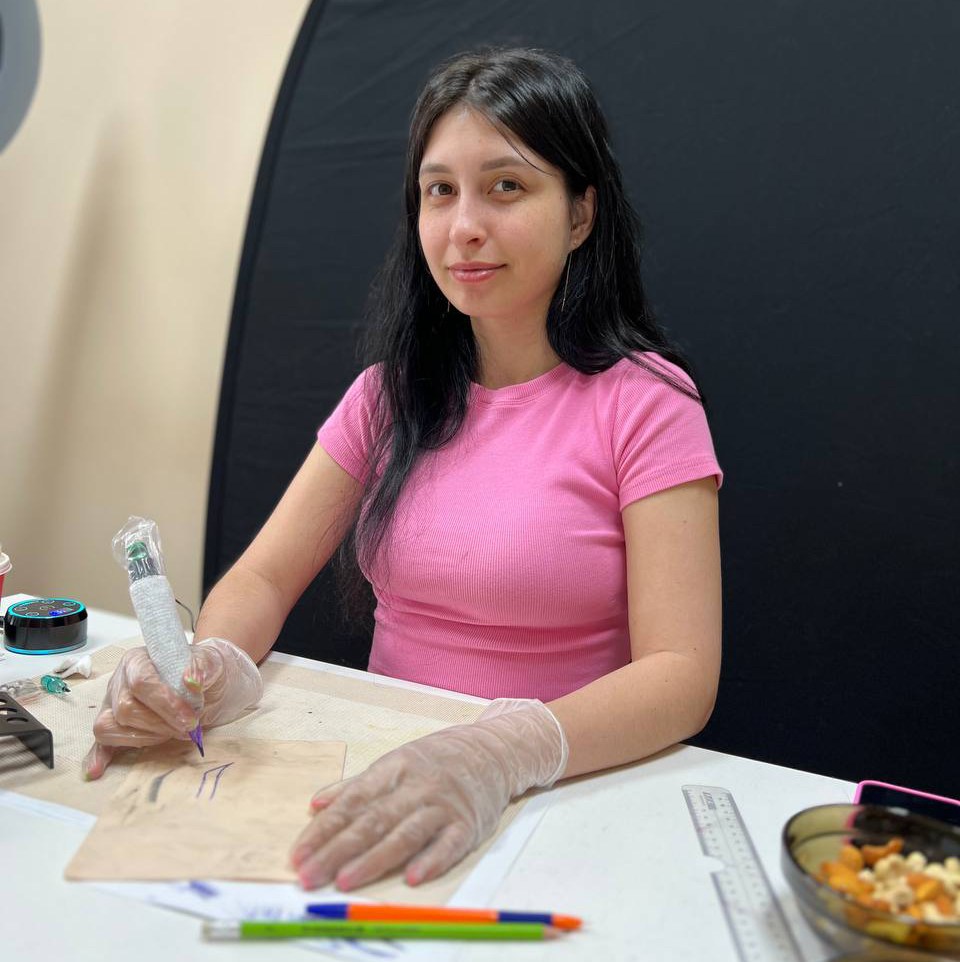 Арина Назарова
